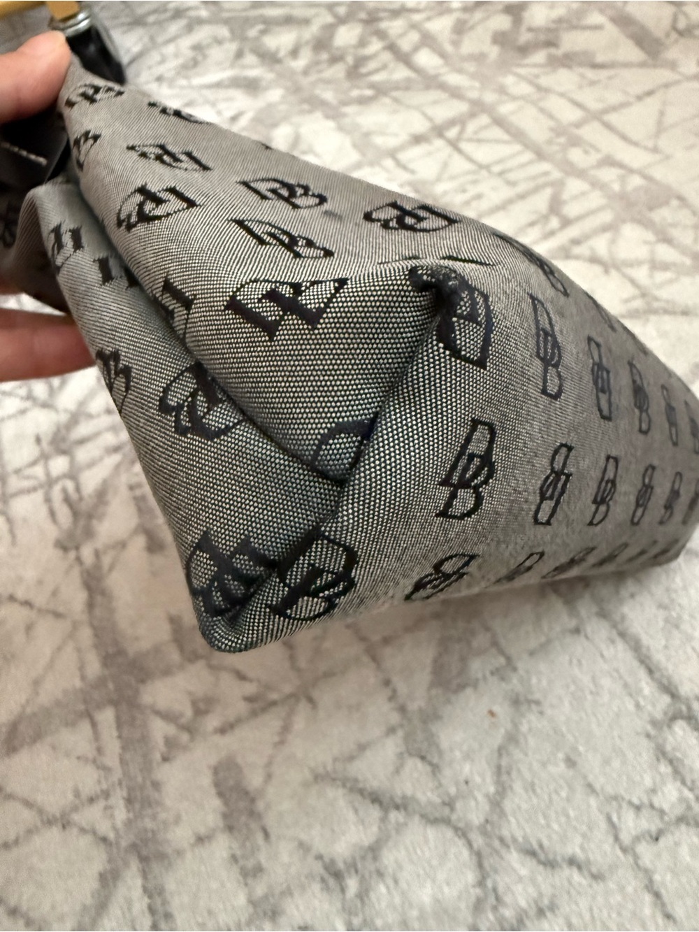 Dooney & Bourke DB Monogram Canvas Shoulder Bag Y2K Gray Black Purse - Picture 6 of 13
